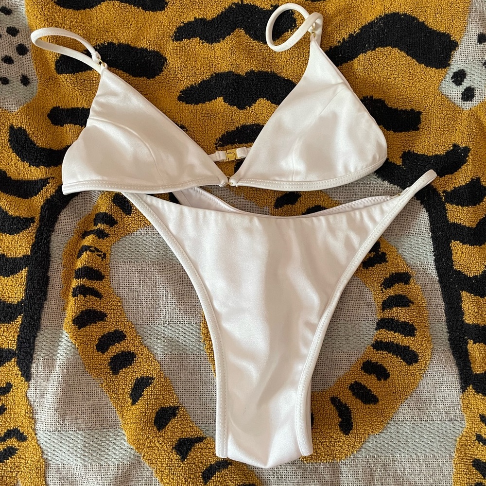 Sommer Swim Uma Bianco Bikini Top and Bottom